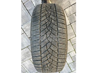 Goodyear 215/55 R17 Zimska