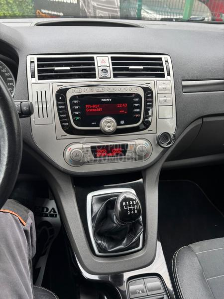 Ford Kuga Titanium Restal