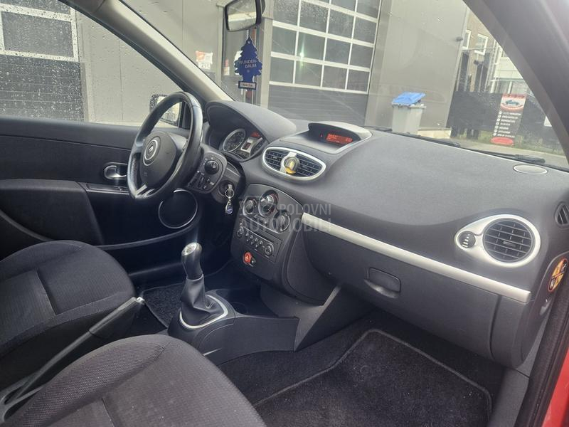 Renault Clio 1.6 16V