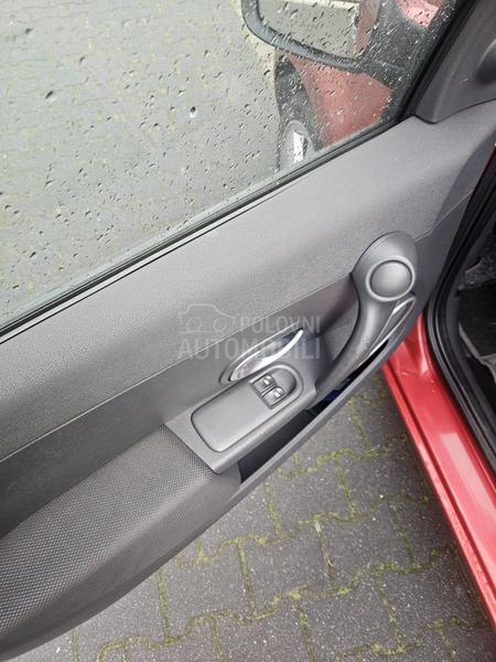 Renault Clio 1.6 16V