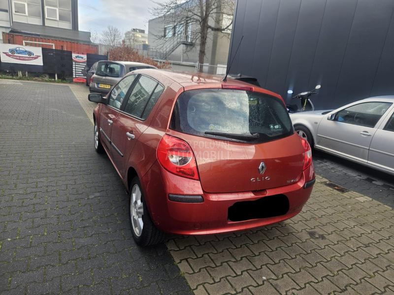 Renault Clio 1.6 16V
