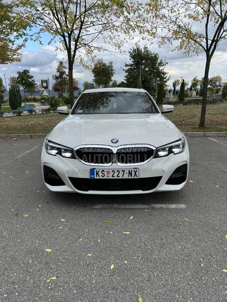 BMW 330 330i
