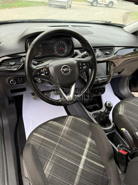 Opel Corsa E 1.4BEN/COSMO/F-ULL