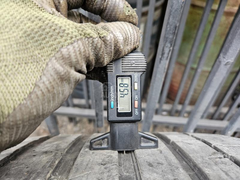 Continental 325/35 R22 Letnja