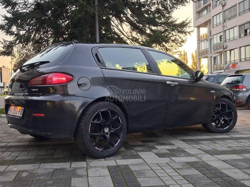 Alfa Romeo 147 16v