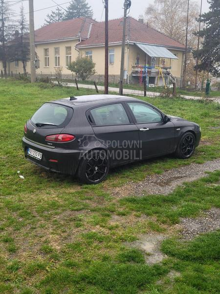 Alfa Romeo 147 16v