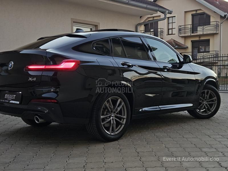 BMW X4 M/ X Drive/ PANO