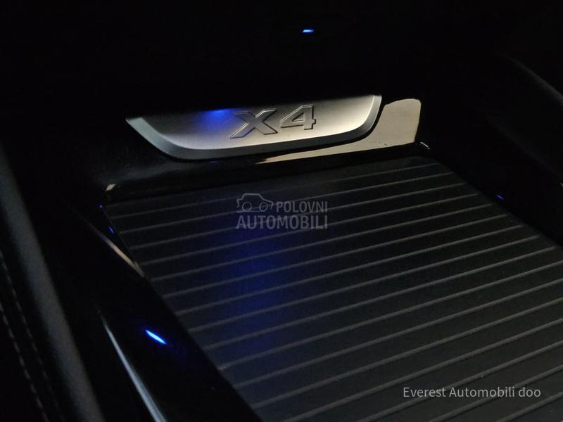 BMW X4 M/ X Drive/ PANO