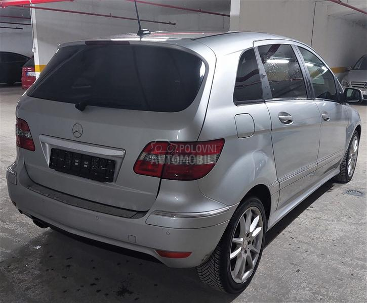 Mercedes Benz B 180 CDI SPORT HROM