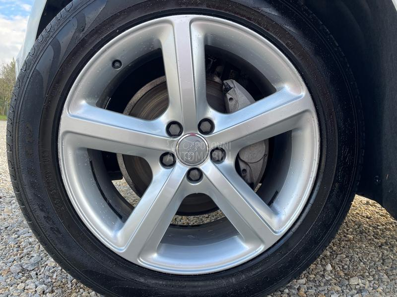 Audi Q5 3xS LINE//PANO//LED