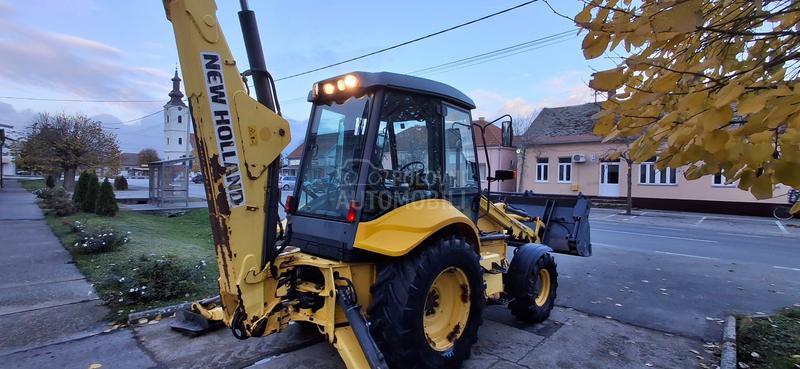 New Holland LB 110 B