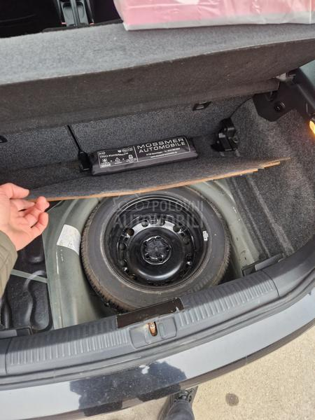 Volkswagen Polo 1.2 6R model