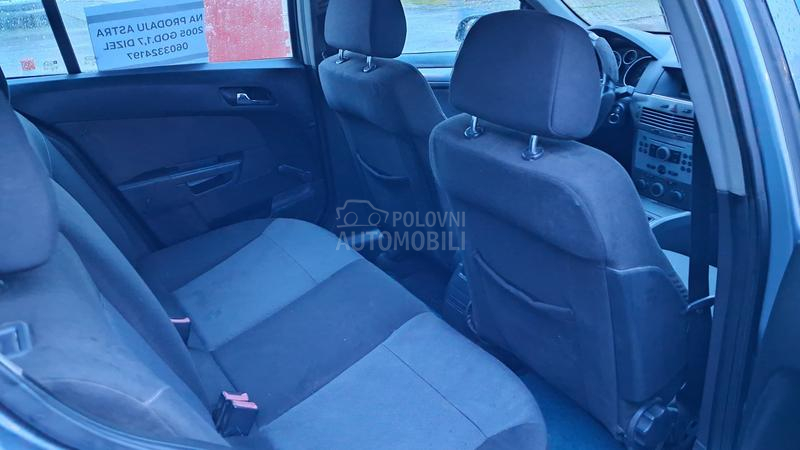 Opel Astra H 
