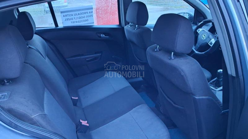 Opel Astra H 