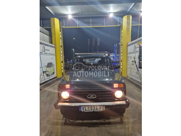 Lada Niva 
