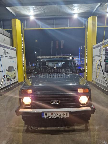 Lada Niva 