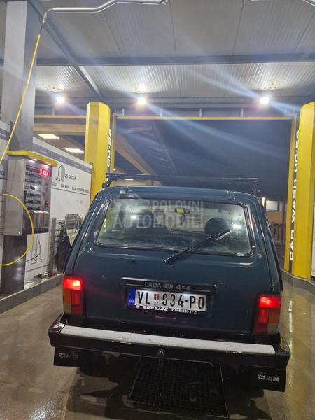 Lada Niva 