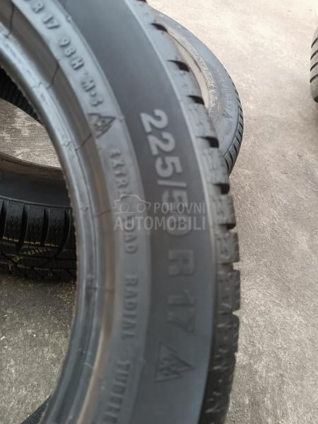 Continental 225/50 R17 Zimska