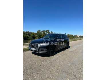 Audi Q7 S line