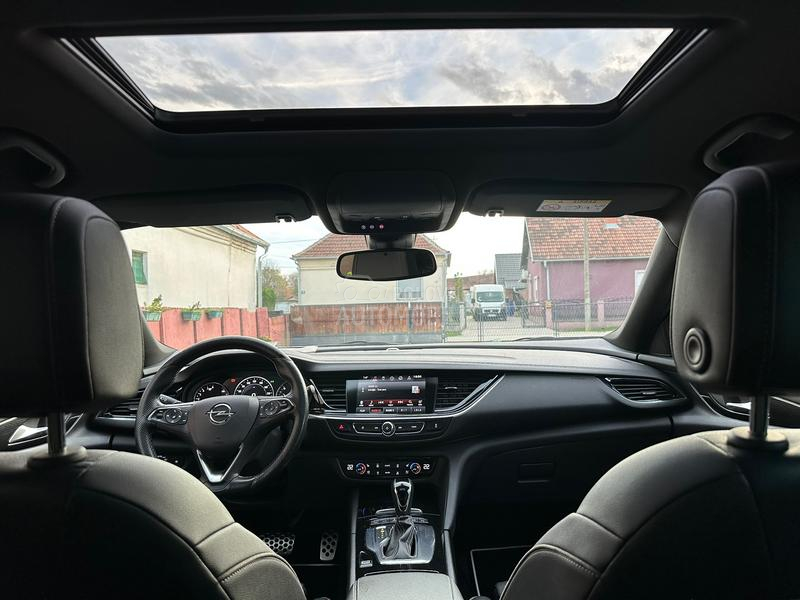 Opel Insignia GS OPC