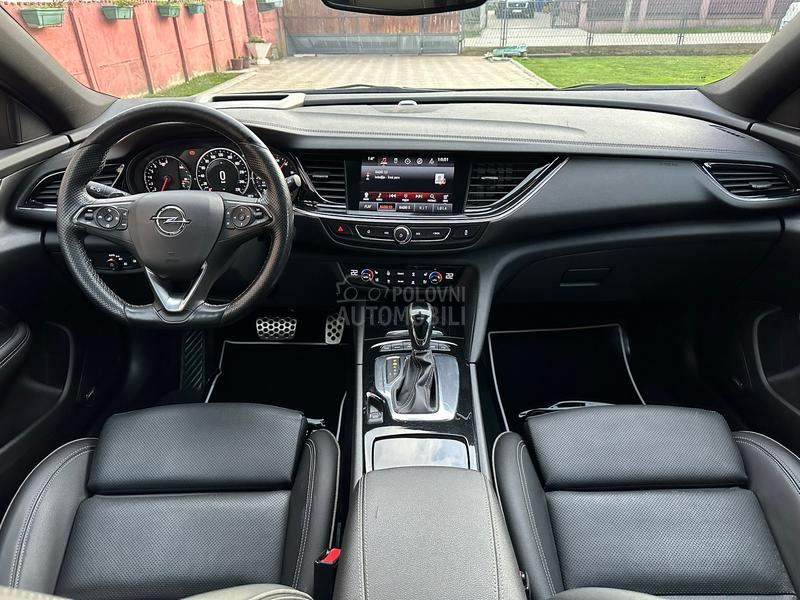 Opel Insignia GS OPC