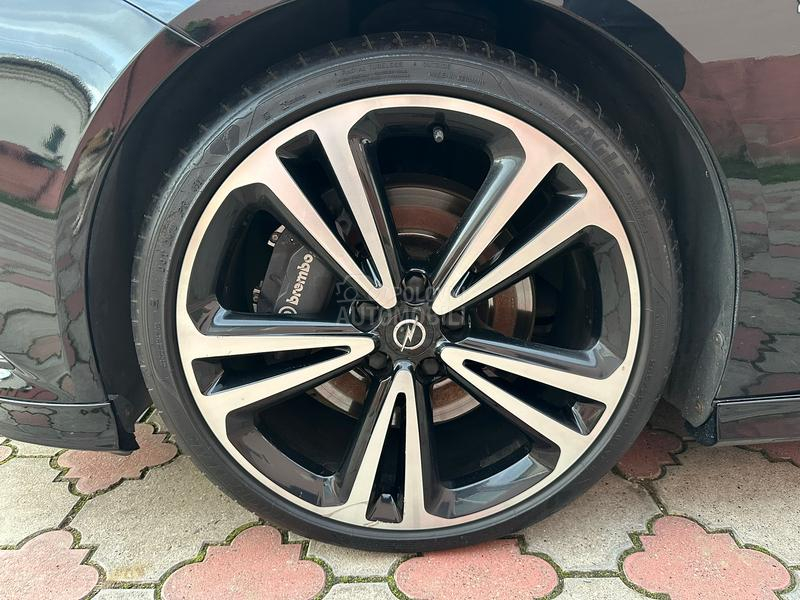 Opel Insignia GS OPC