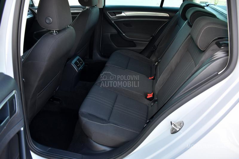 Volkswagen Golf 7 Alltrack 2.0 TDI / 4X4 / DSG