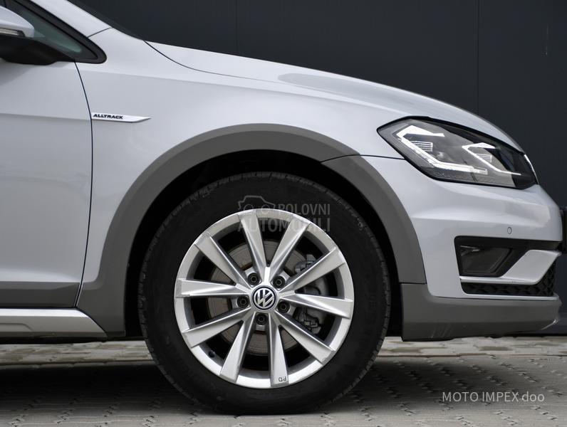 Volkswagen Golf 7 Alltrack 2.0 TDI / 4X4 / DSG