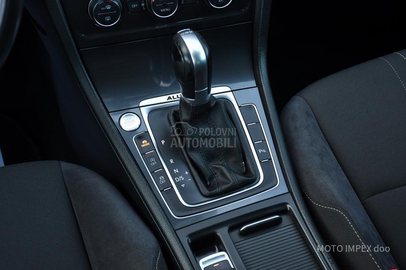 Volkswagen Golf 7 Alltrack 2.0 TDI / 4X4 / DSG