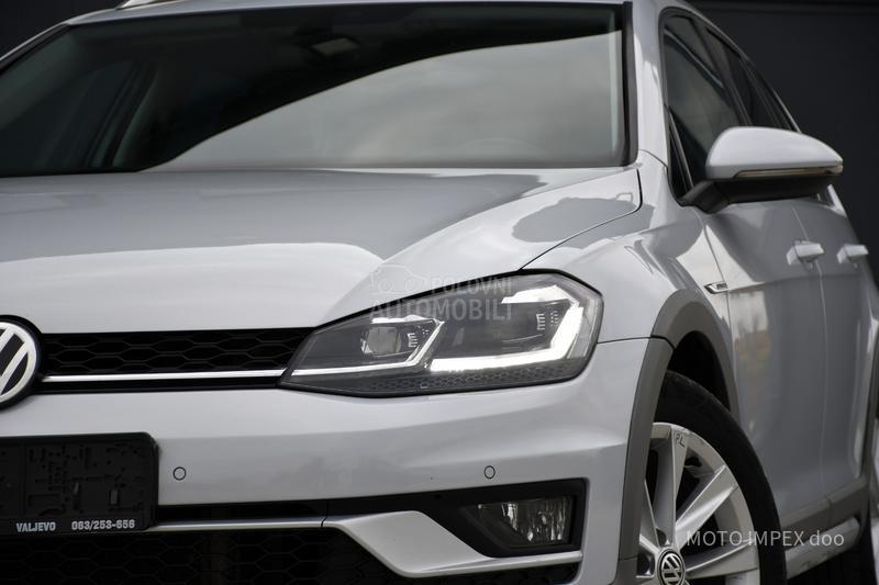 Volkswagen Golf 7 Alltrack 2.0 TDI / 4X4 / DSG