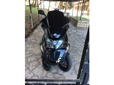 Piaggio Mp3