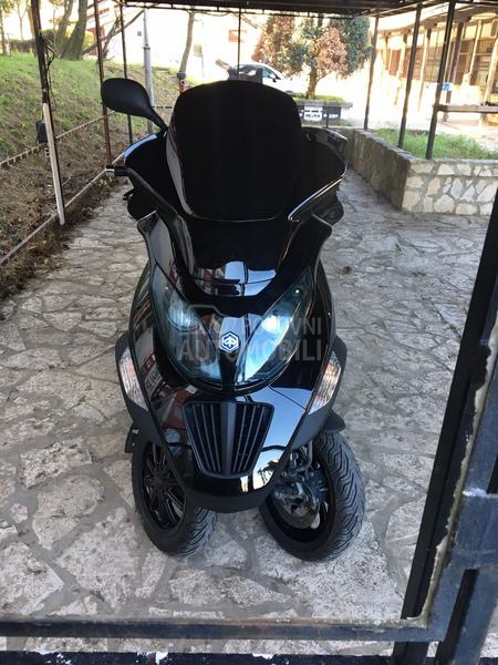 Piaggio Mp3