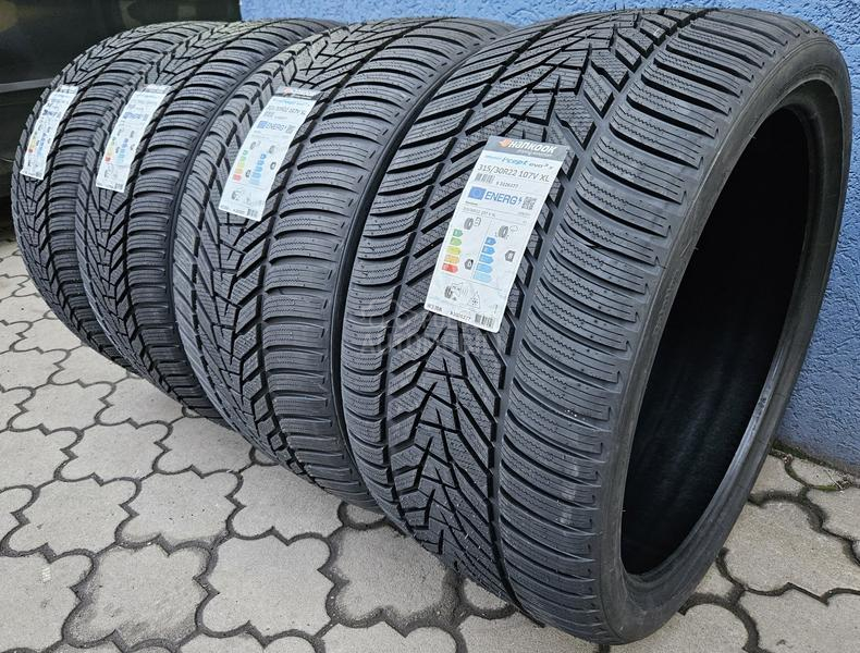 Hankook 315/30 R22 Zimska