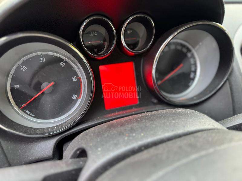 Opel Astra J 1.7 CDTI