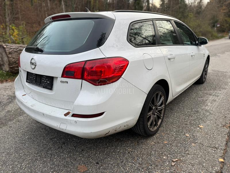 Opel Astra J 1.7 CDTI