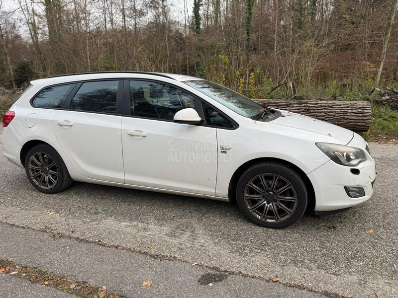 Opel Astra J 1.7 CDTI