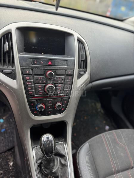 Opel Astra J 1.7 CDTI