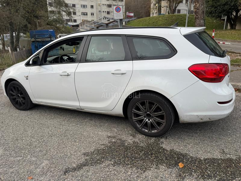 Opel Astra J 1.7 CDTI
