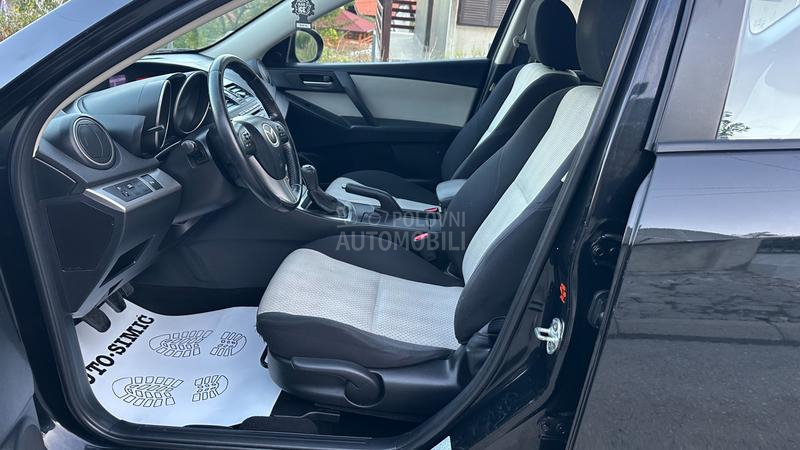 Mazda 3 1.6 D.IZUZEETNA