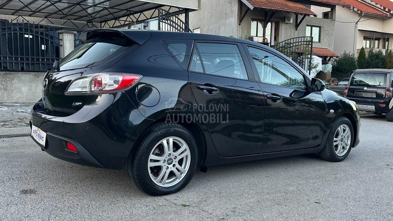 Mazda 3 1.6 D.IZUZEETNA