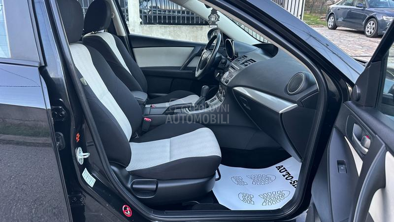 Mazda 3 1.6 D.IZUZEETNA