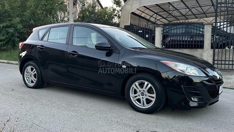 Mazda 3 1.6 D.IZUZEETNA