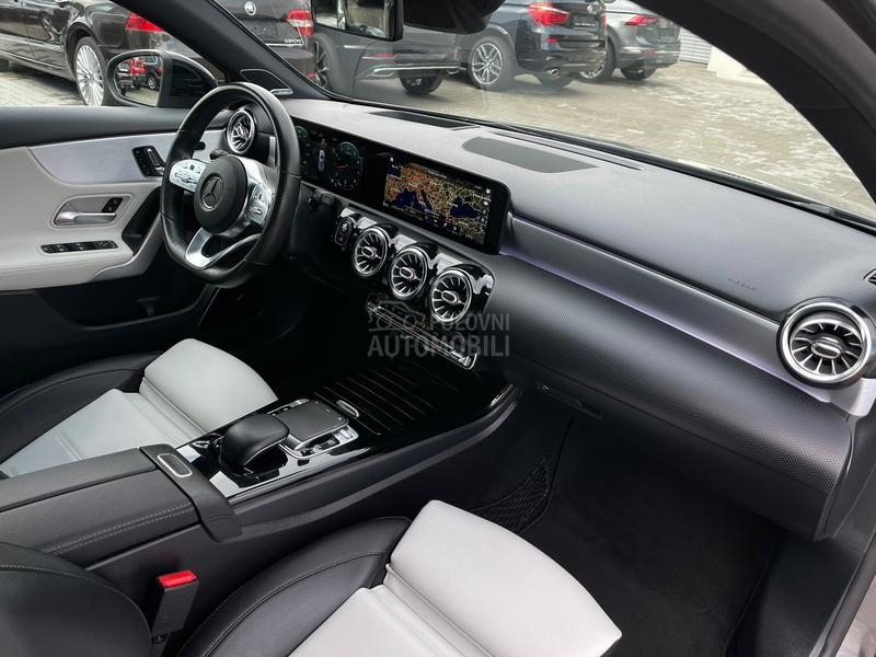 Mercedes Benz A 250 AMG LINE 7G CH