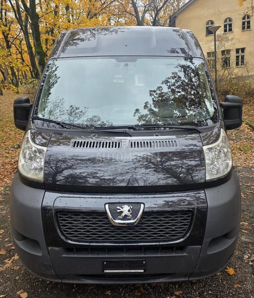 Peugeot Boxer L2H2 Švajcarac