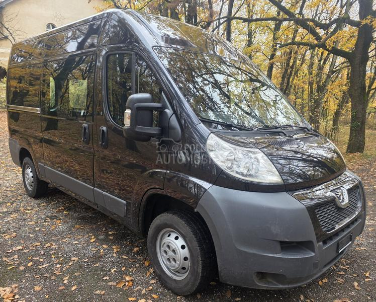 Peugeot Boxer L2H2 Švajcarac