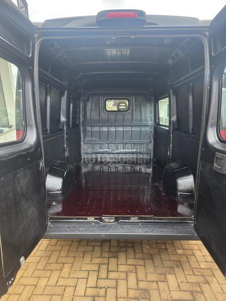 Peugeot Boxer L2H2 Švajcarac