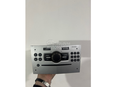 Fabricki radio za Opel Corsa D