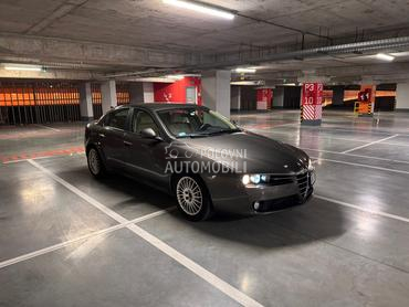 Alfa Romeo 159 