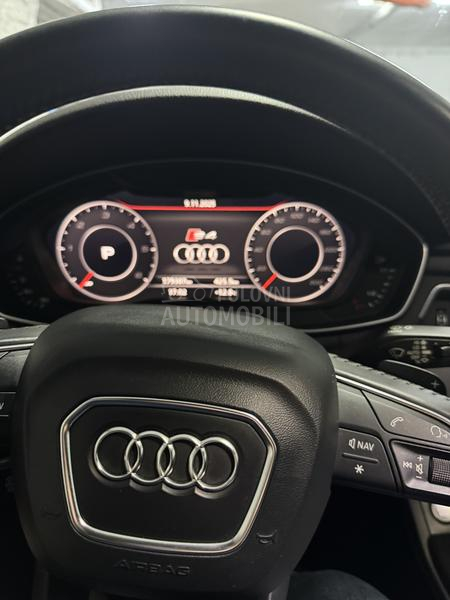 Audi A4 2.0 TDI S-Line