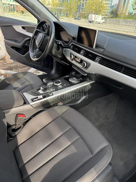Audi A4 2.0 TDI S-Line